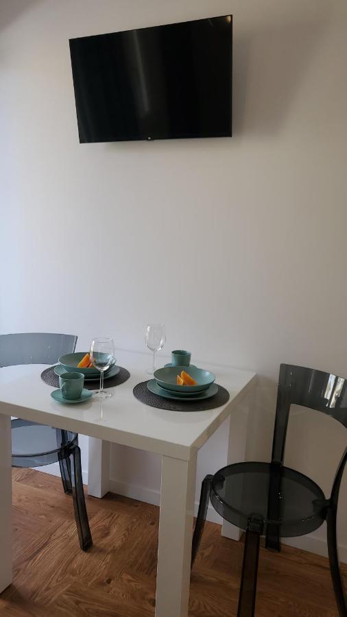 Malibu Apartments บิบิโอเน ภายนอก รูปภาพ