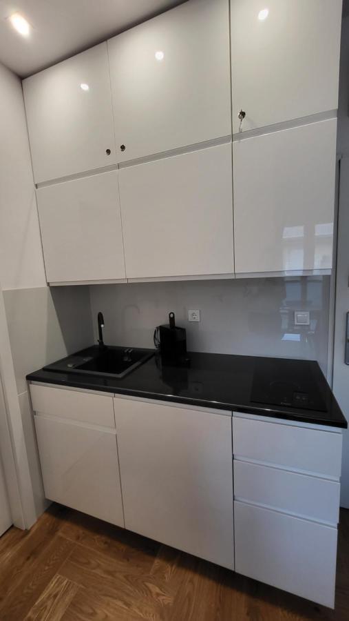 Malibu Apartments บิบิโอเน ภายนอก รูปภาพ