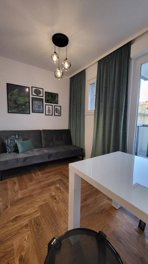 Malibu Apartments บิบิโอเน ภายนอก รูปภาพ